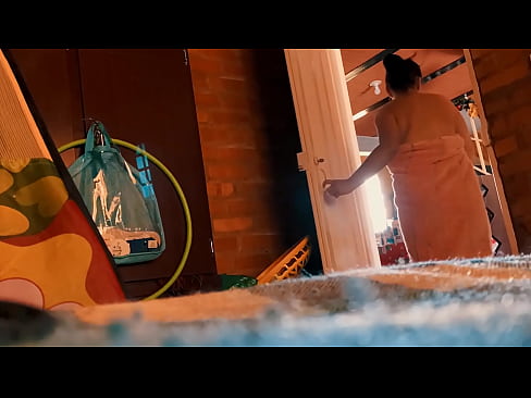 ❤️ Amalume amandisatira ku shower, amandijomba ndikusamba. Zolaula zamtundu wabwino pa ife% ny.mrpornogratis.ru% ❌❤